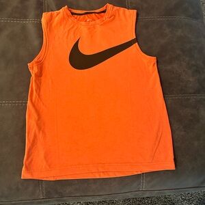 Nike sleeveless shirt